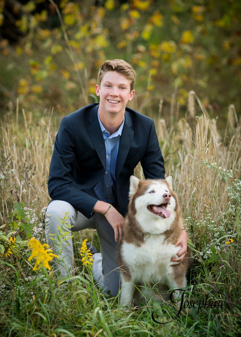 saint-louis-senior-portrait-photographer-john-burroughs-forest-park-with-dog-5