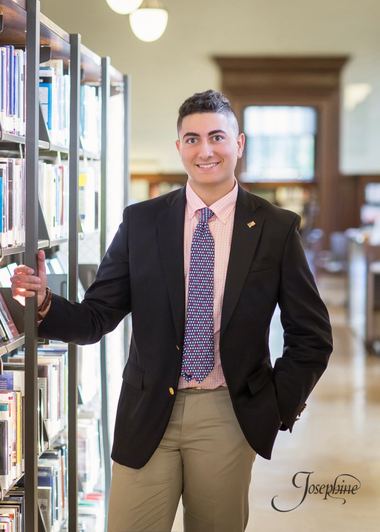 saint-louis-senior-portrait-photographer-forest-park-03
