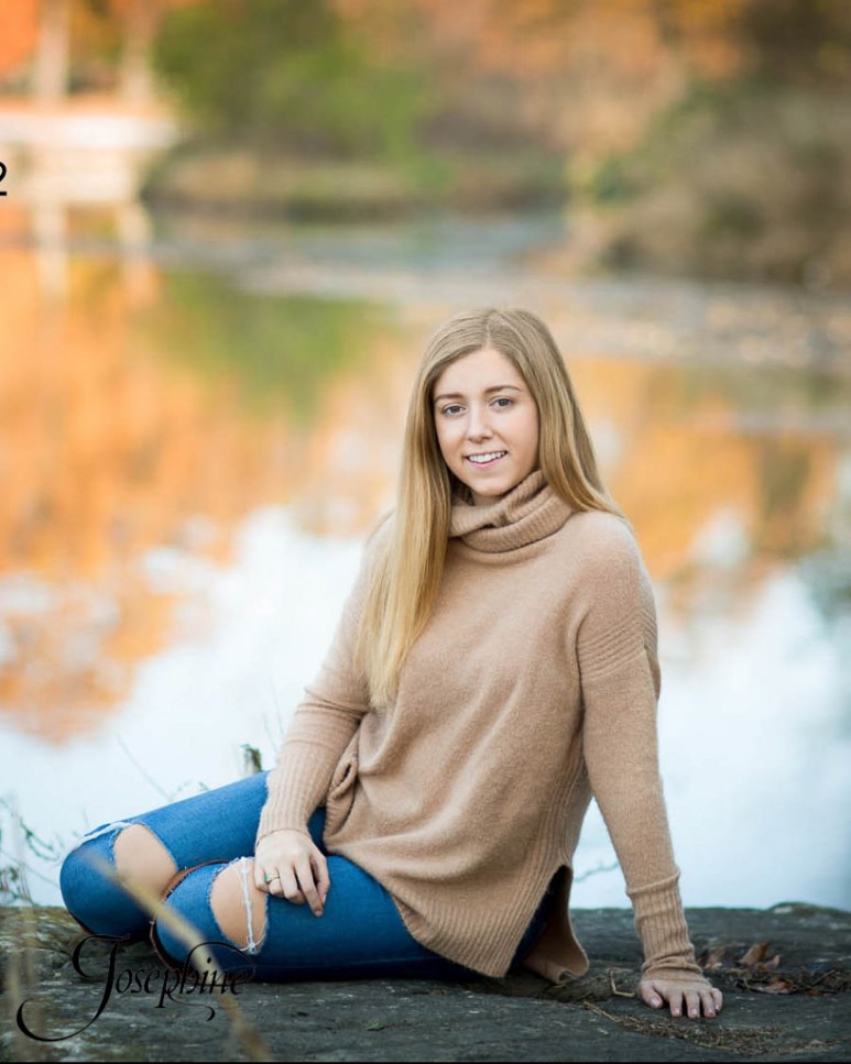 -Saint-Louis-Senior-Portrait-Photographer-Forest-Park-1